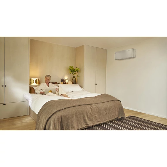 Daikin Stylish CTXA15CS hőszivattyús multi beltéri egység ezüst színben 1,5 kW
